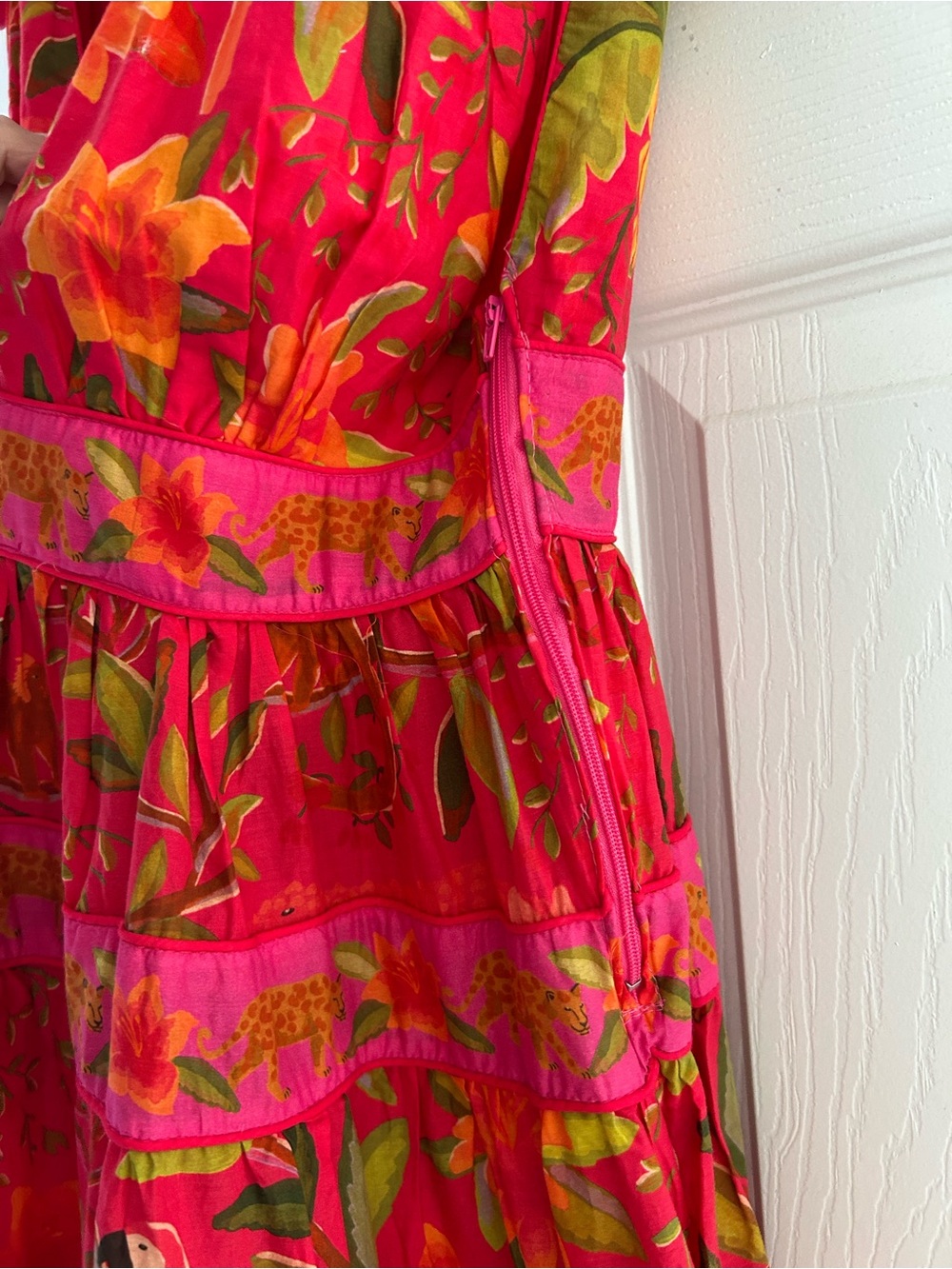 Farm Rio Solar Forest Floral V‑Neck Tiered Maxi Dress Bright Pink NWT XL - Picture 6 of 7